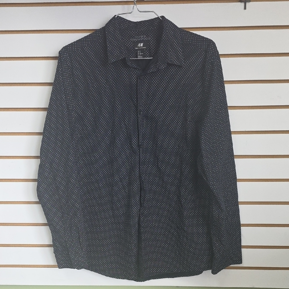 H&M Slim Fit Button Down XL